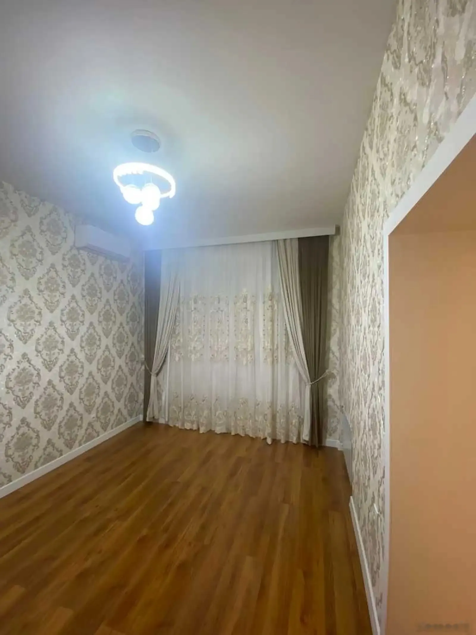 3-комн. квартира, 20 этаж, 60м², Молодёжный