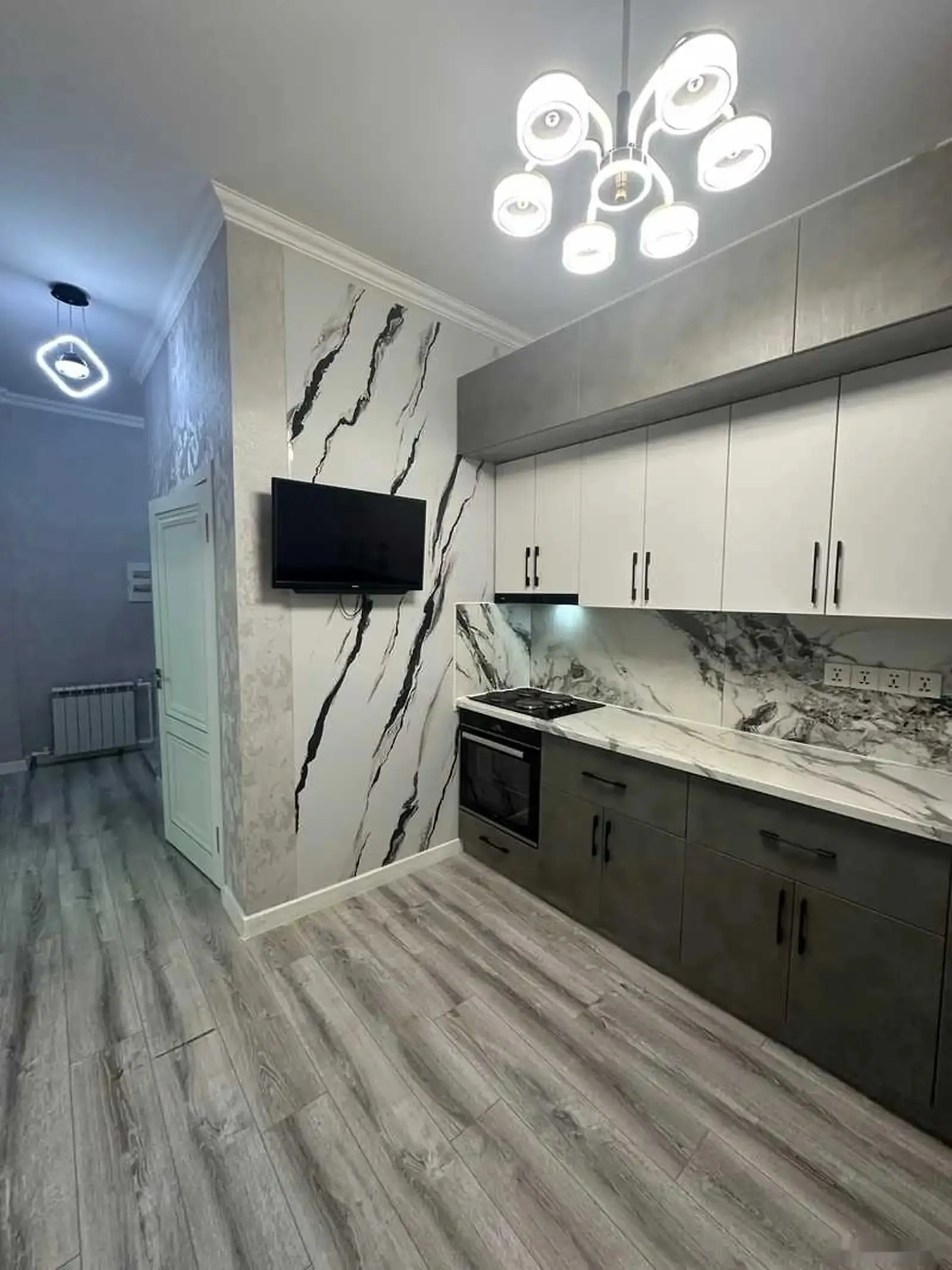 2-комн. квартира, 14 этаж, 56м², Фирдавси — миниатюра 1