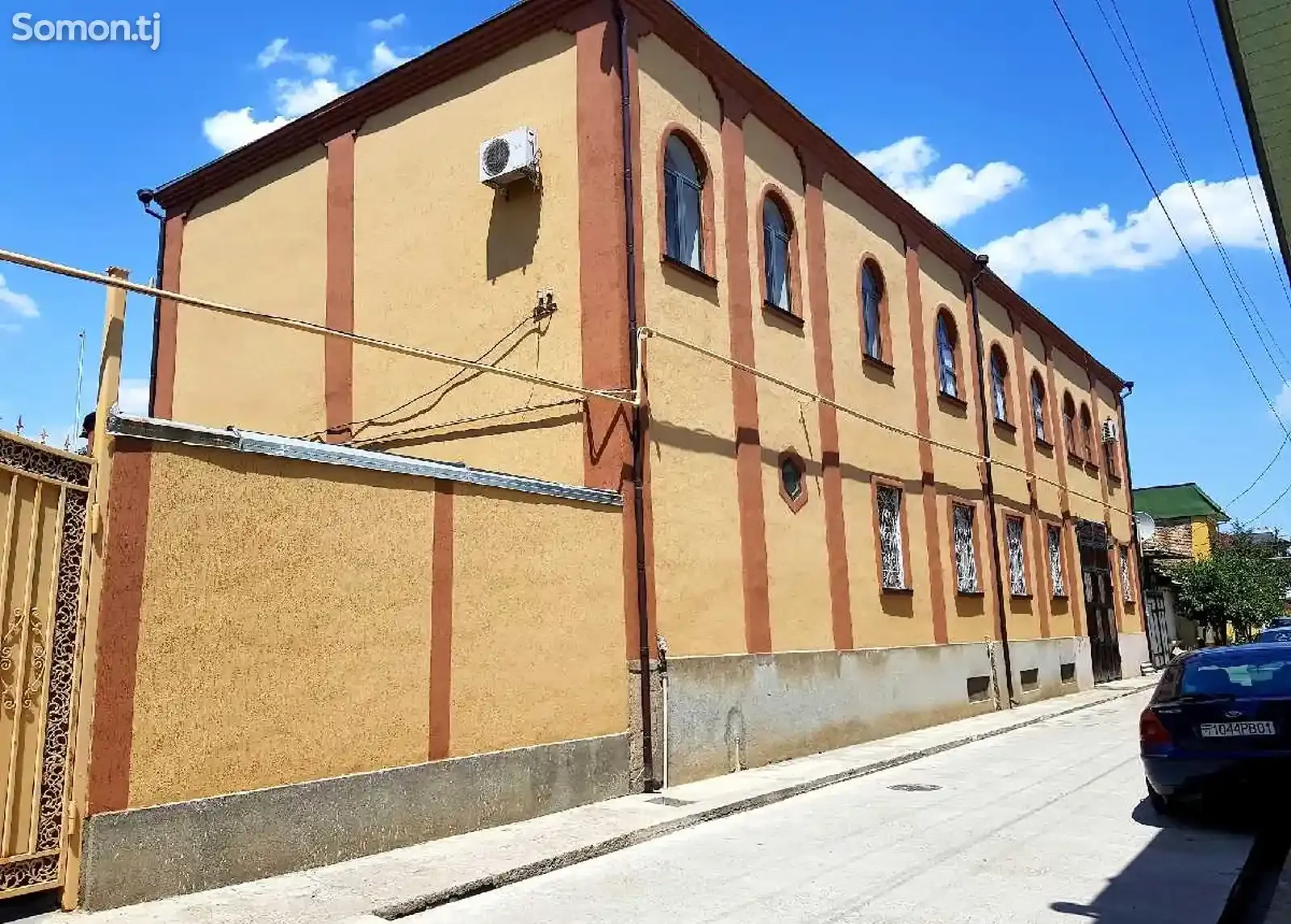 2-этажный, 10 комнатный дом, 900 м², Шохмансур
