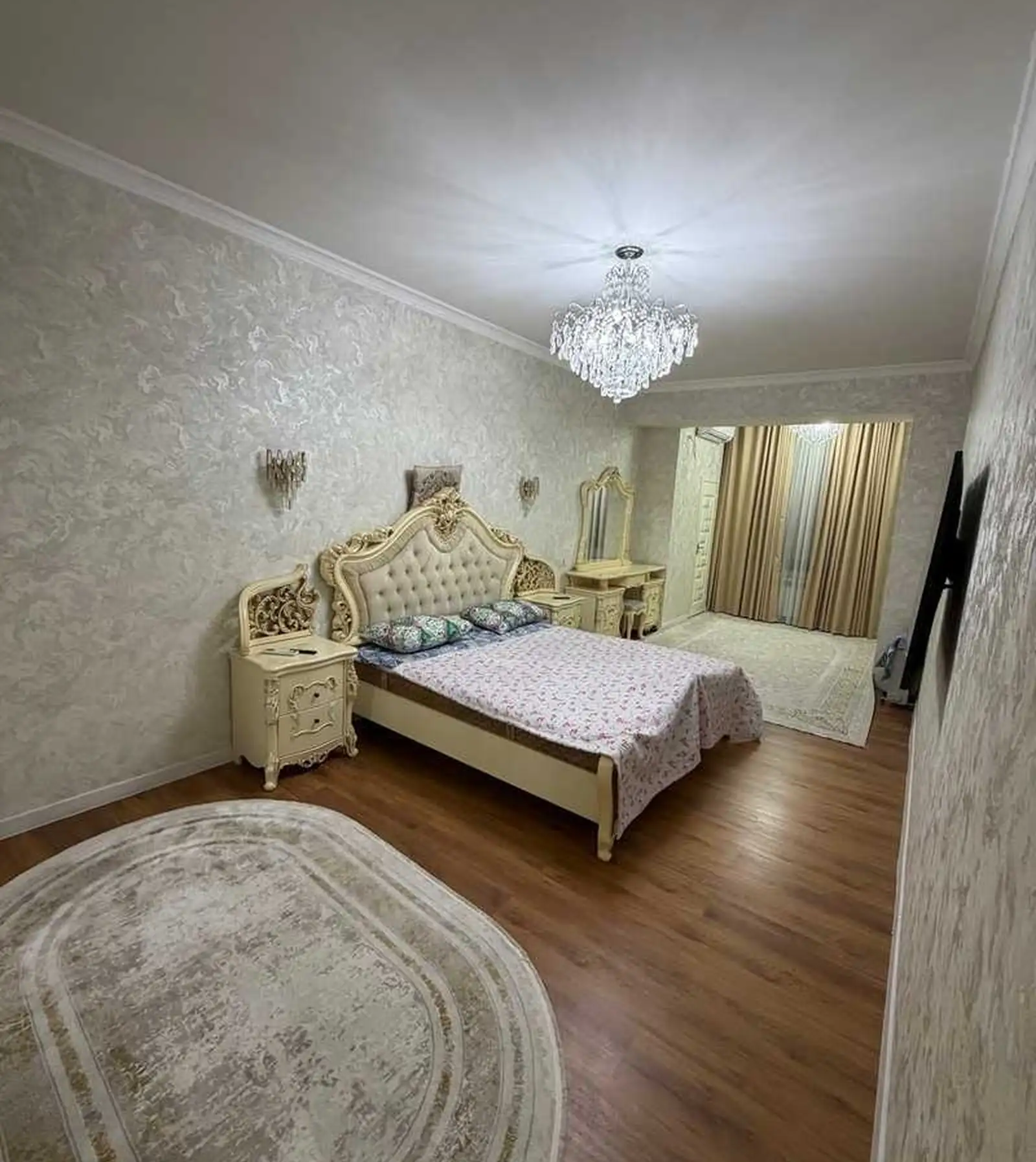 2-комн. квартира, 7 этаж, 75м², Шохмансур доми Хучанд Сарой Айни 46 назди Скорий больница