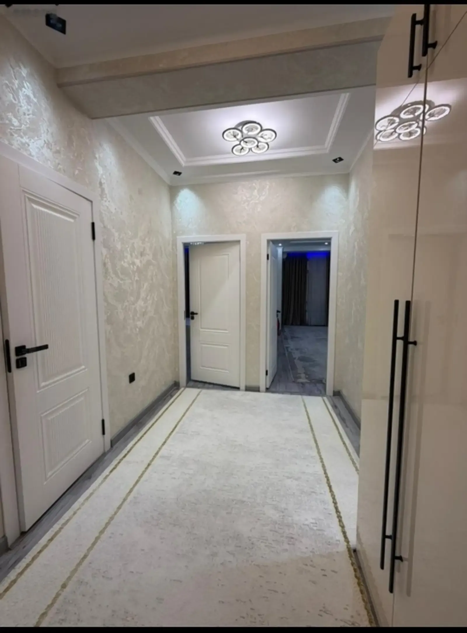 2-комн. квартира, 11 этаж, 69 м², 82 мкр — миниатюра 5