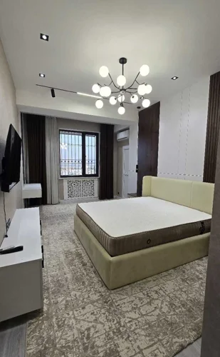 3-комн. квартира, 16 этаж, 98м², Сино 92 мкр — миниатюра 6