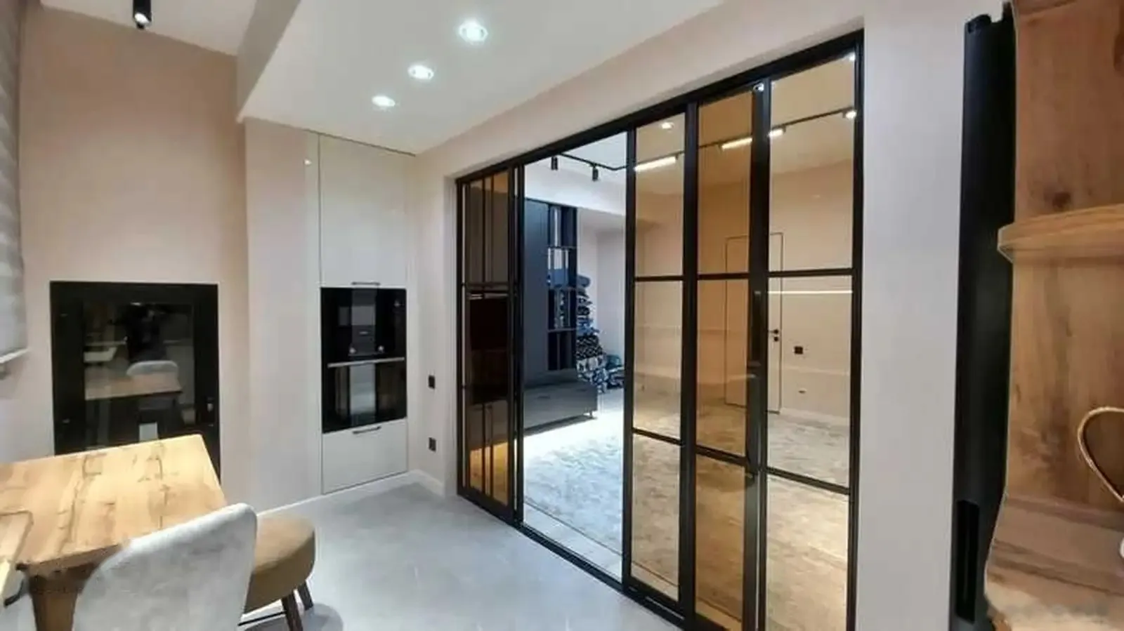 2-комн. квартира, 9 этаж, 70м², Парламент, дом Арка — миниатюра 1