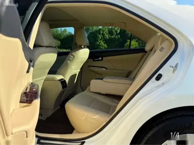 Toyota Camry, 2016