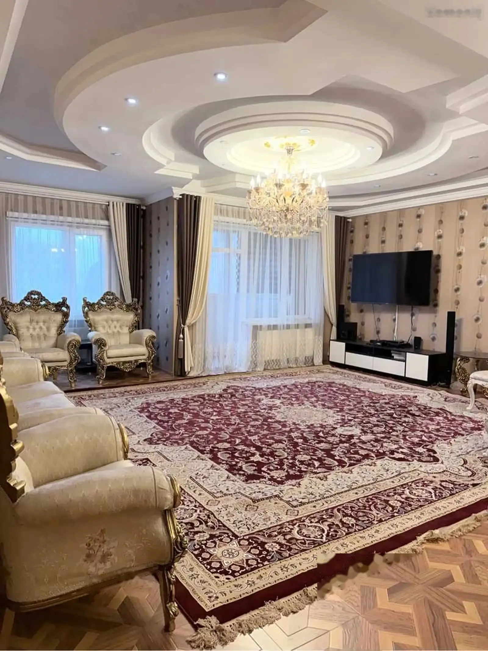 3-комн. квартира, 5 этаж, 135м², 82мкр доми милано мода — миниатюра 1