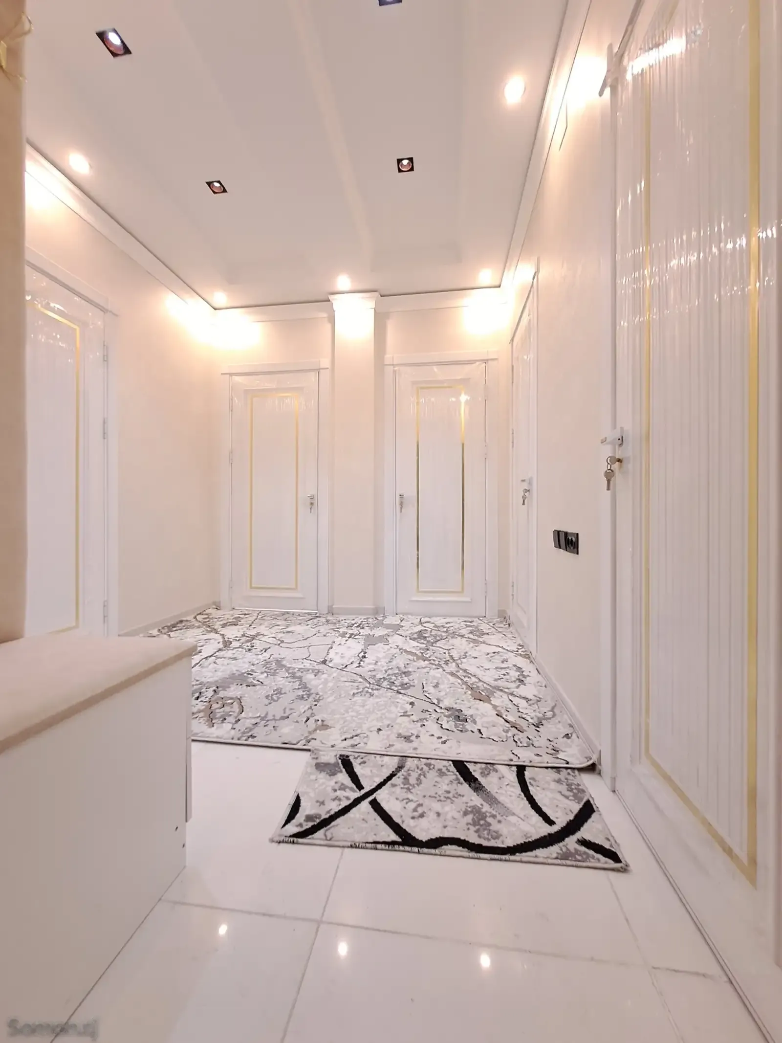 2-комн. квартира, 11 этаж, 65 м², 12мкр — миниатюра 11
