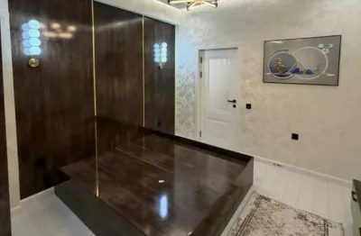 3-комн. квартира, 8 этаж, 88 м², 33мкр — миниатюра 1