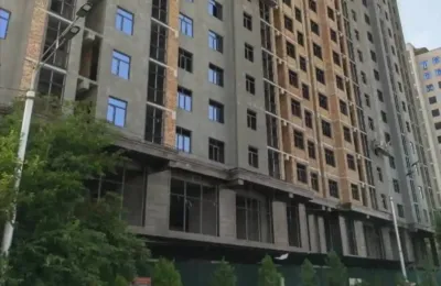 2-комн. квартира, 9 этаж, 93 м², Исмоили Сомони, Мойкаи Малика — миниатюра 1