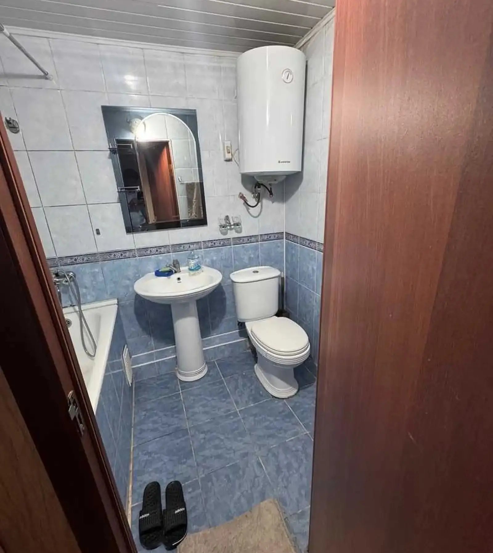 4-комн. квартира, 2 этаж, 56м², 102 мкр — миниатюра 8