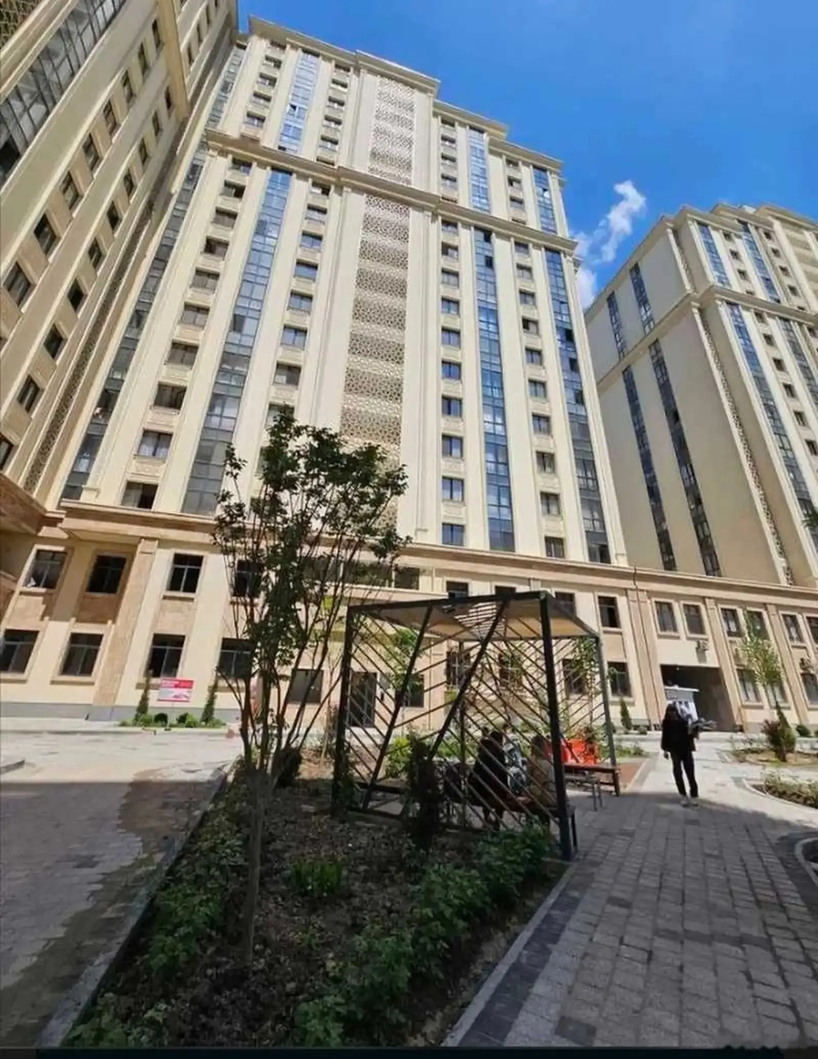 2-комн. квартира, 12 этаж, 65м², бустон сити — миниатюра 3