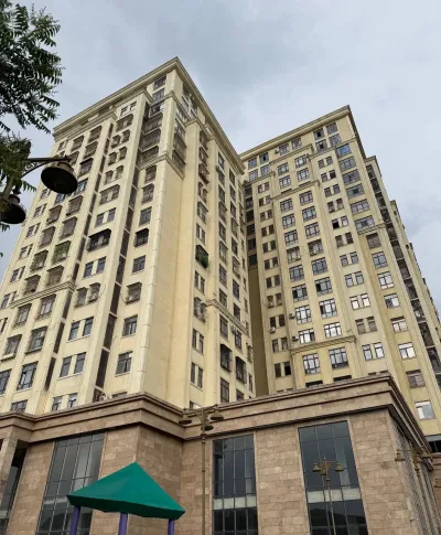 2-комн. квартира, 17 этаж, 60 м², Молодежный театр — миниатюра 1
