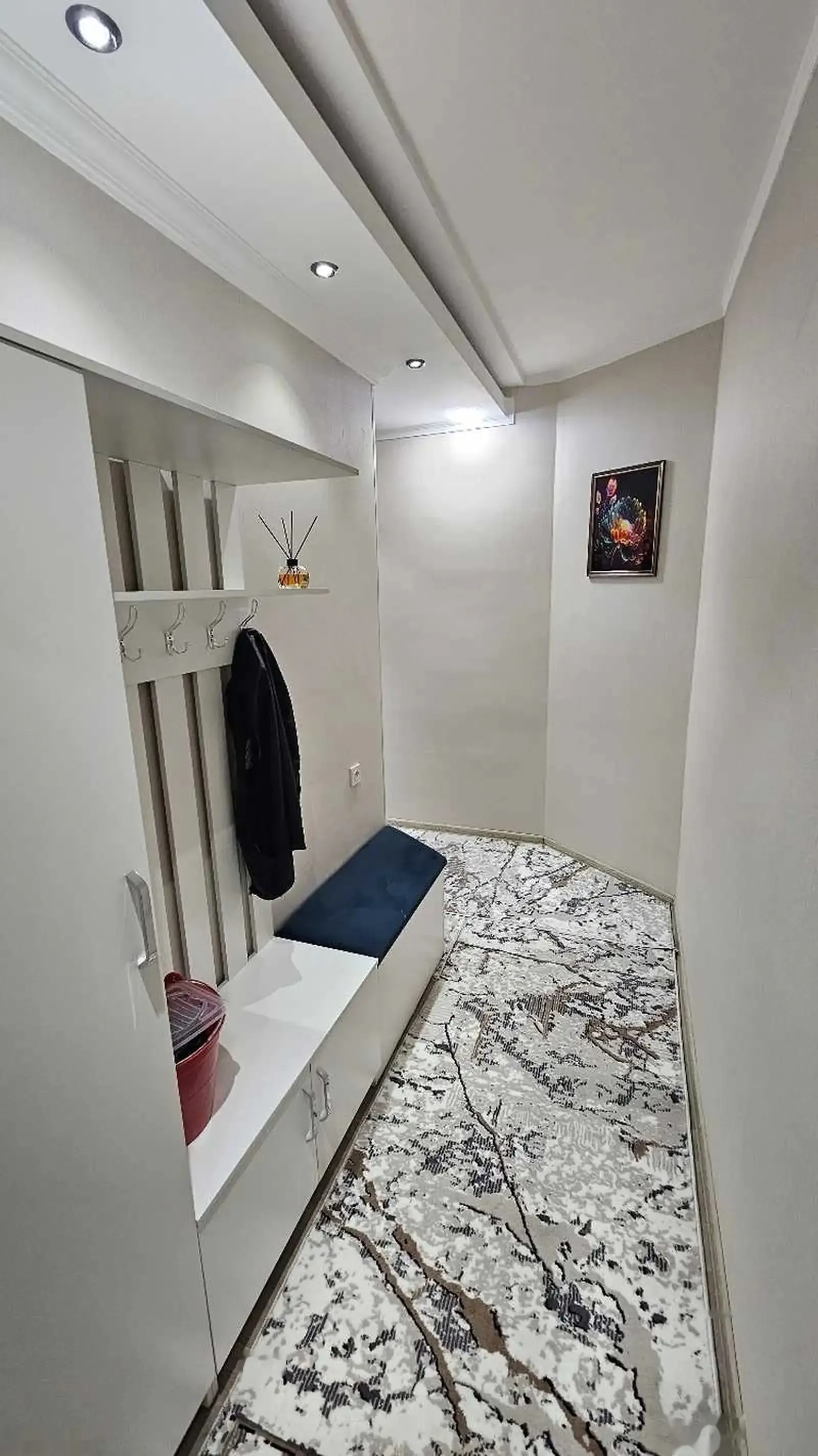 2-комн. квартира, 13 этаж, 53м², 102 мкр — миниатюра 5