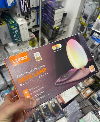 Беспроводная зарядка и настольная лампа 2 в 1 LDNIO Fast Wireless Charging 15W D