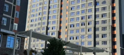 3-комн. квартира, 9 этаж, 60 м², И.Сомони, Спартак — миниатюра 1