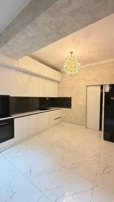 3-комн. квартира, 6 этаж, 120м², сино