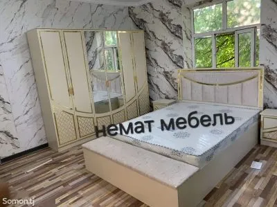 Спальный гарнитур