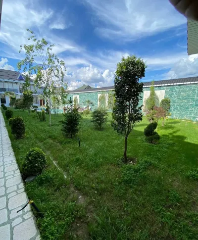 2 этажн. 14-комн. дом, 15 соток, Ромит — миниатюра 10