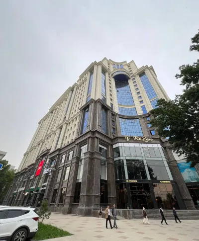 3-комн. квартира, 17 этаж, 147 м², Исмоили Сомони, Шох палас — миниатюра 2