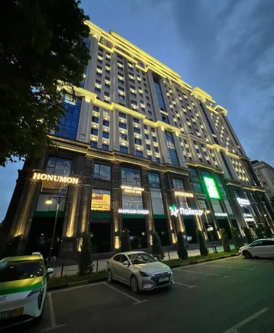 6-комн. квартира, 8 этаж, 167 м², Исмоили Сомони Цум Шохпалас
