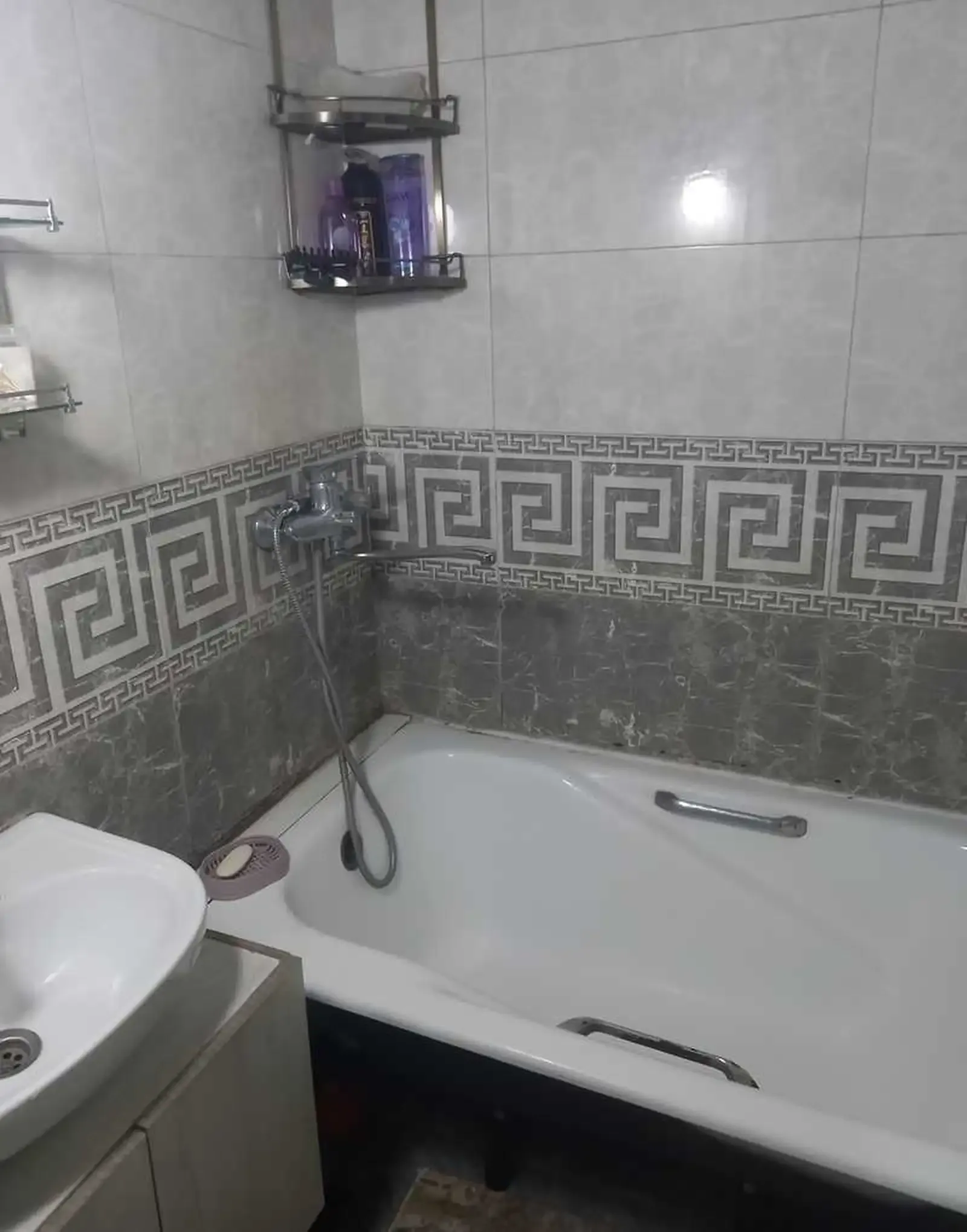 2-комн. квартира, 4 этаж, 60м², 92 Мкр — миниатюра 6