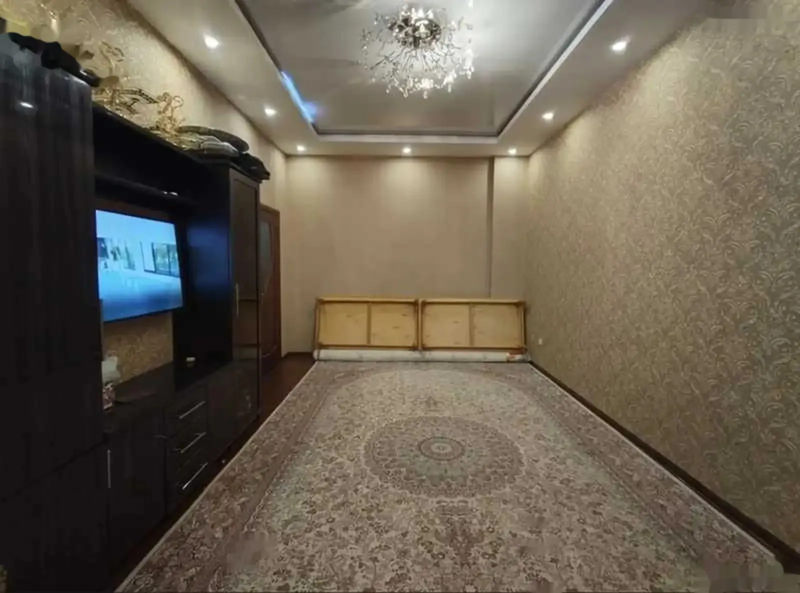 3-комн. квартира, 8 этаж, 86м², Сино 84 мкр — миниатюра 1