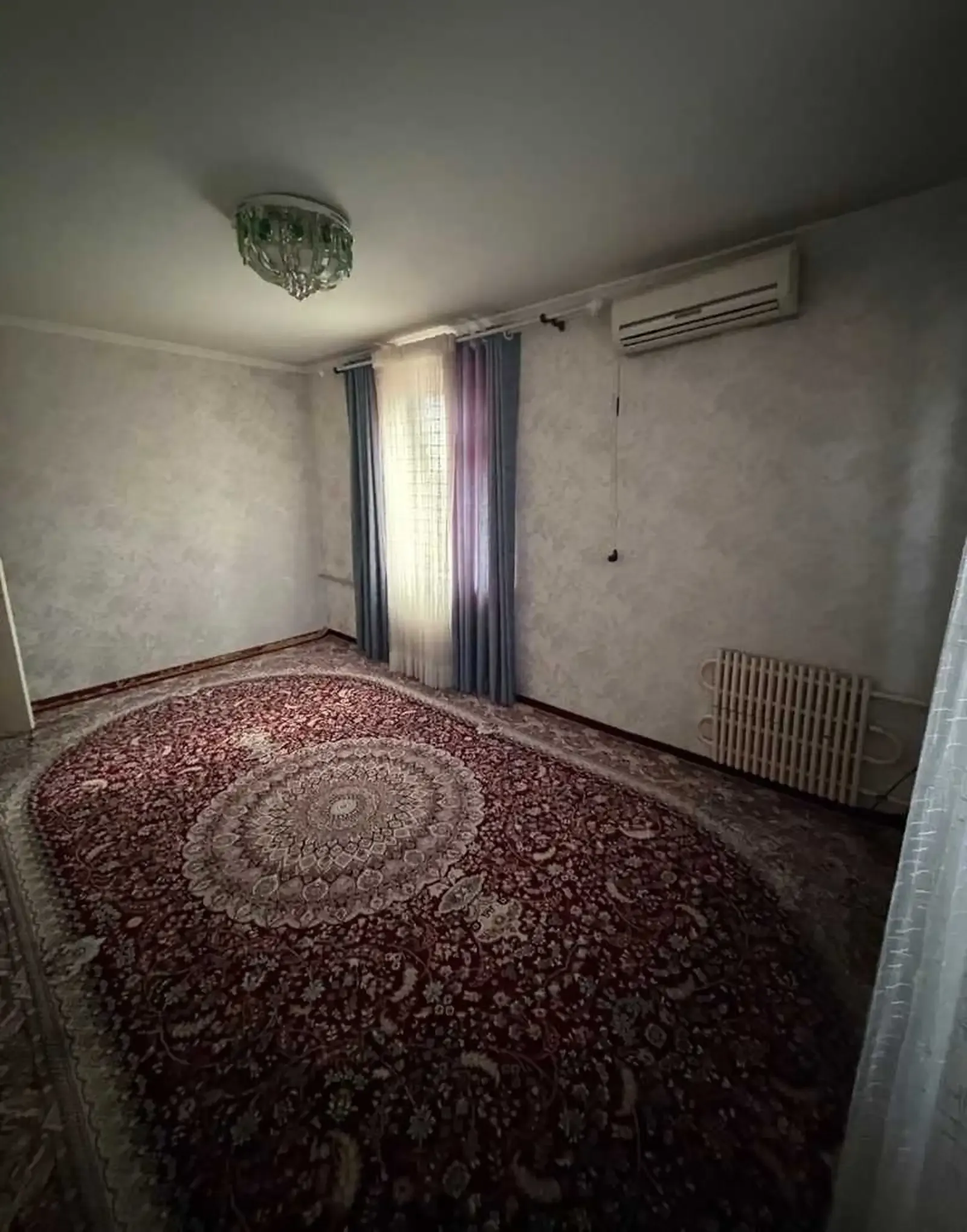 1-комн. квартира, 5 этаж, 40 м², Зарафшон — миниатюра 1