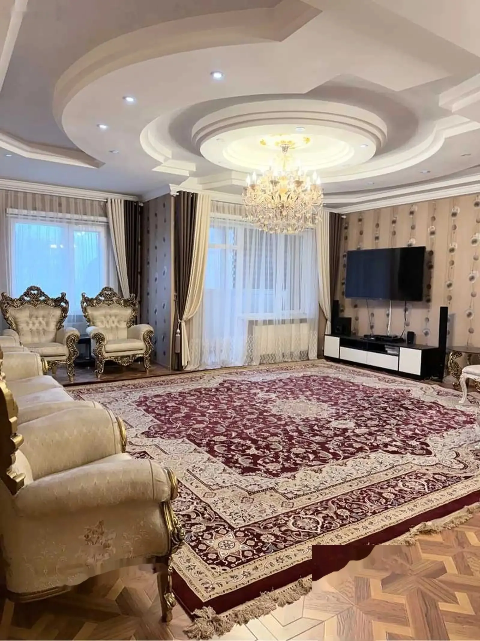 3-комн. квартира, 5 этаж, 130м², Сино, дом Милана мода — миниатюра 1