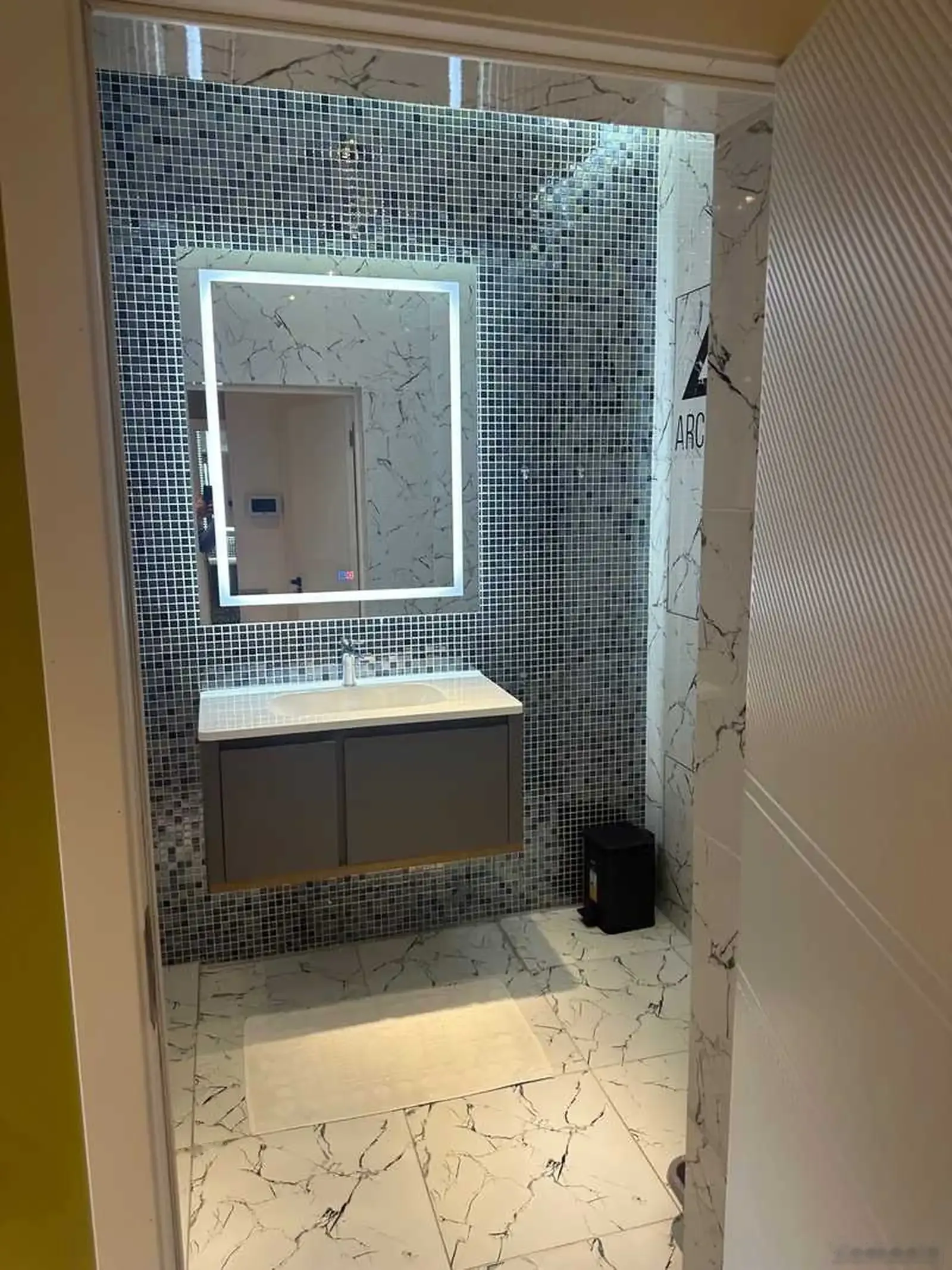 2-комн. квартира, 5 этаж, 107м², И. Сомони — миниатюра 11