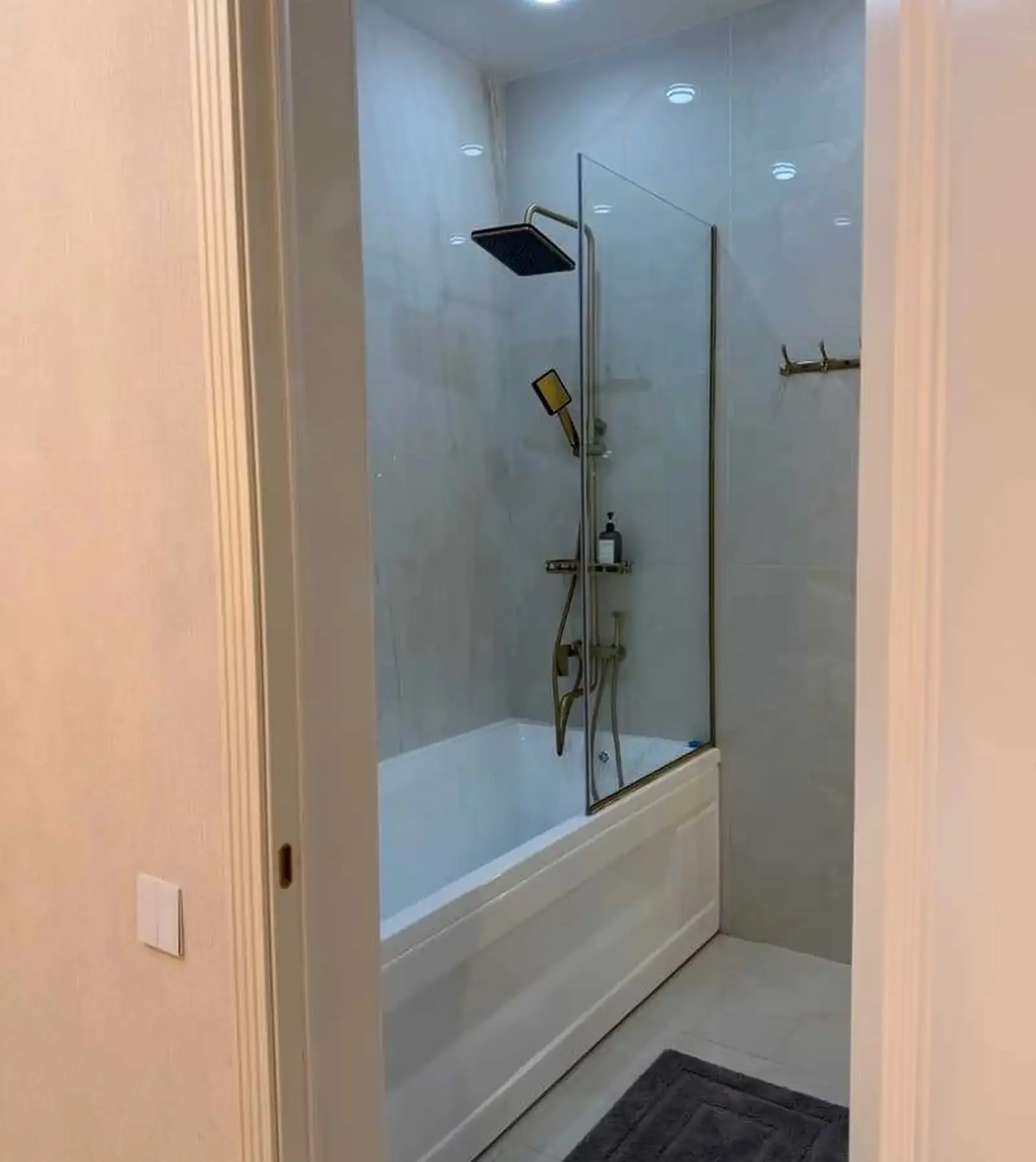3-комн. квартира, 9 этаж, 110м², И.Сомони