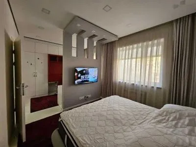 5-комн. квартира, 4 этаж, 250м², Сомони