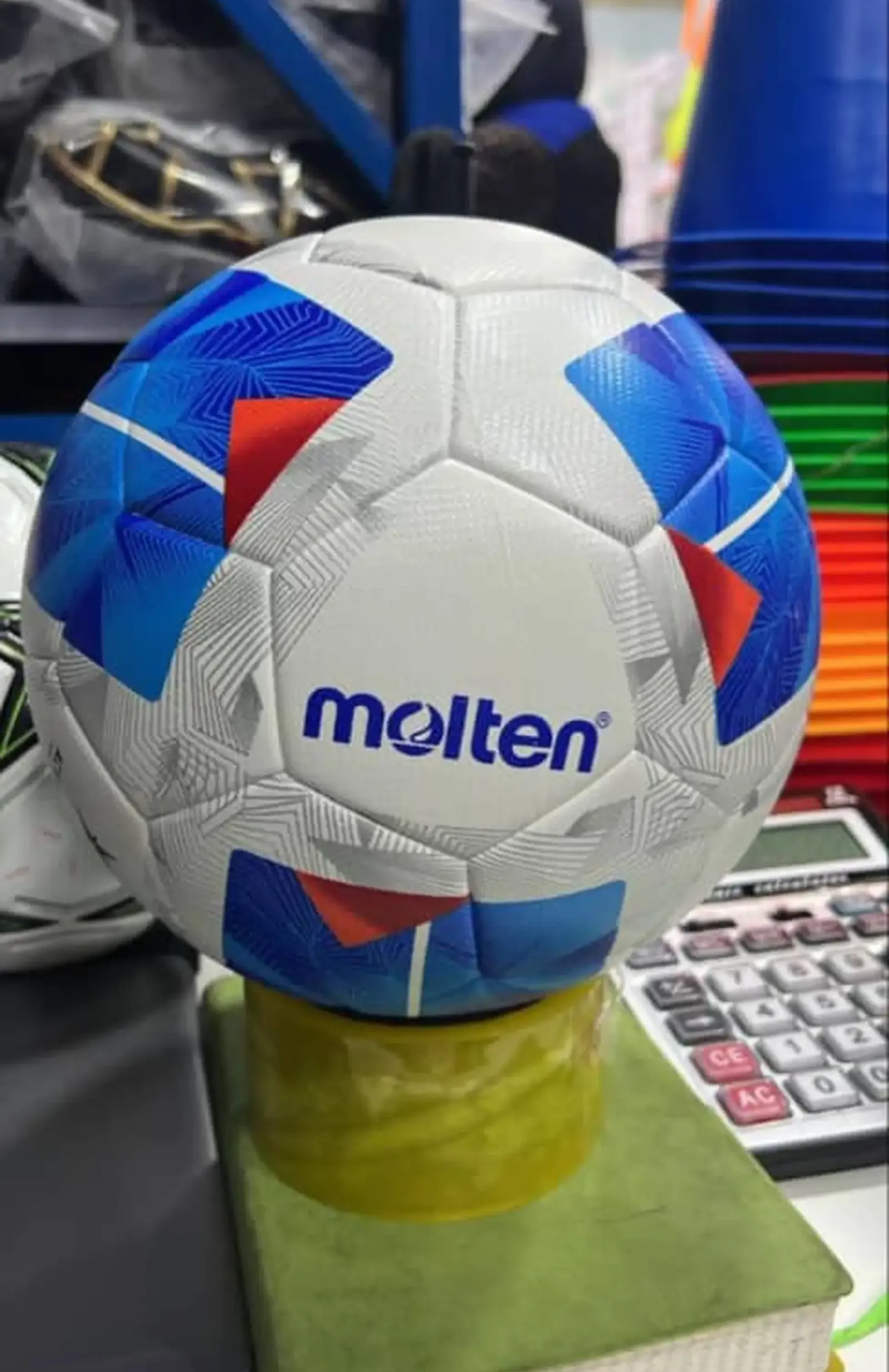 Мяч molten