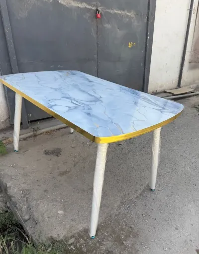 Стол