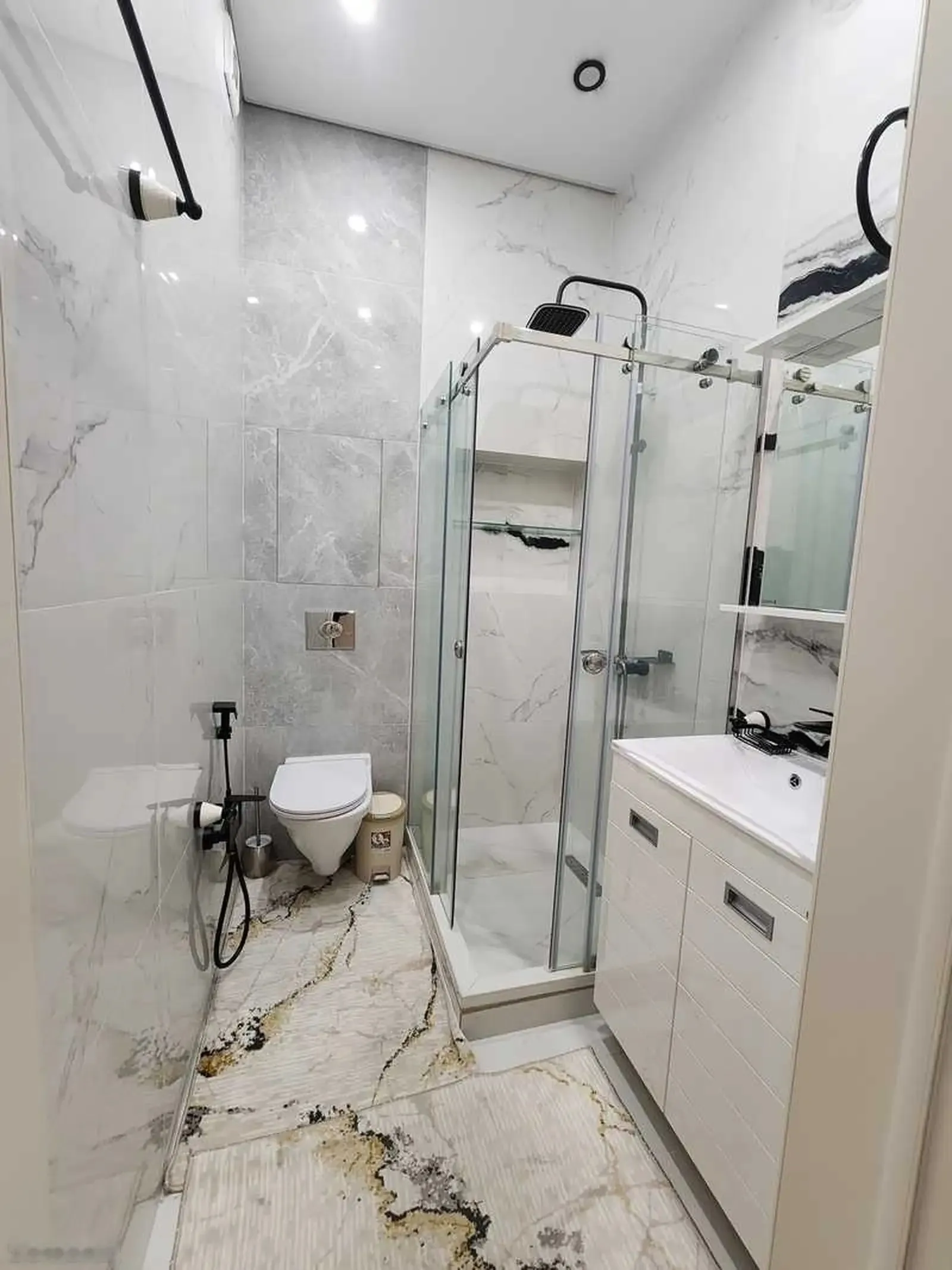 3-комн. квартира, 6 этаж, 133м², Садбарг, доми Ватан — миниатюра 12