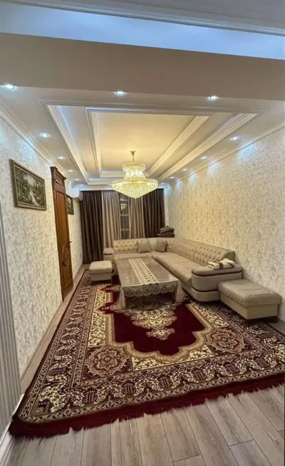 3-комн. квартира, 2 этаж, 130м², Сомони — миниатюра 1