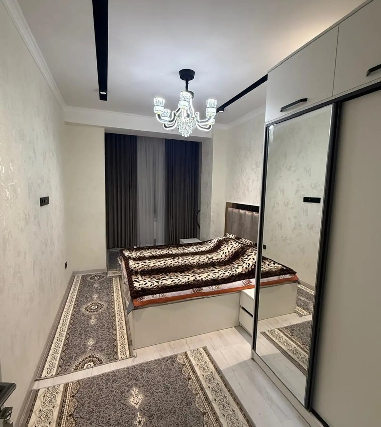 2-комн. квартира, 11 этаж, 50 м², орентир Шохмансур назди Ашан доми ру баруи парки Алишер Навои наздики ОВИР — миниатюра 2
