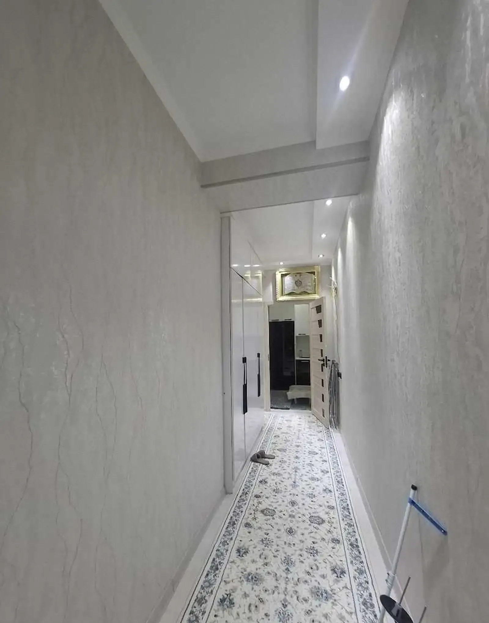 1-комн. квартира, 9 этаж, 50 м², 63 Мкр — миниатюра 1