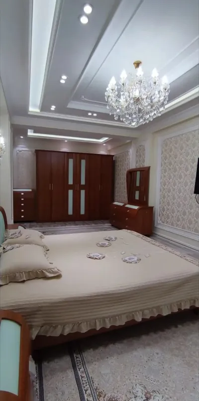 2-комн. квартира, 9 этаж, 100м², И Сомони — миниатюра 1