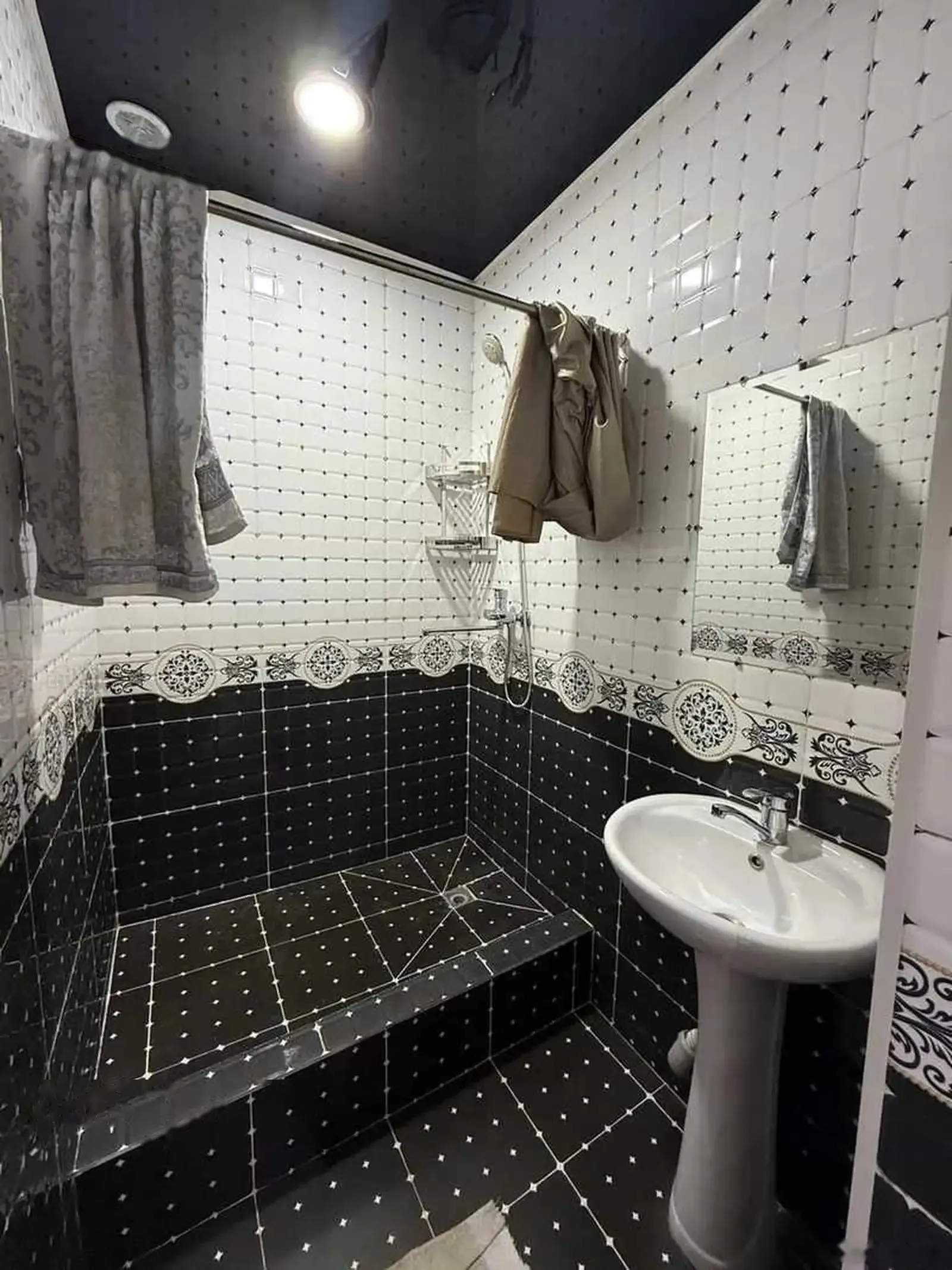 2-комн. квартира, 15 этаж, 60м², 82мкр — миниатюра 4
