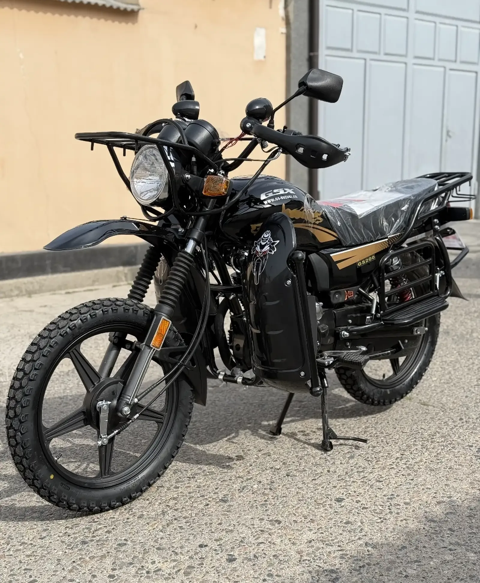 Мотоцикл Suzuki 200куб 2026 black