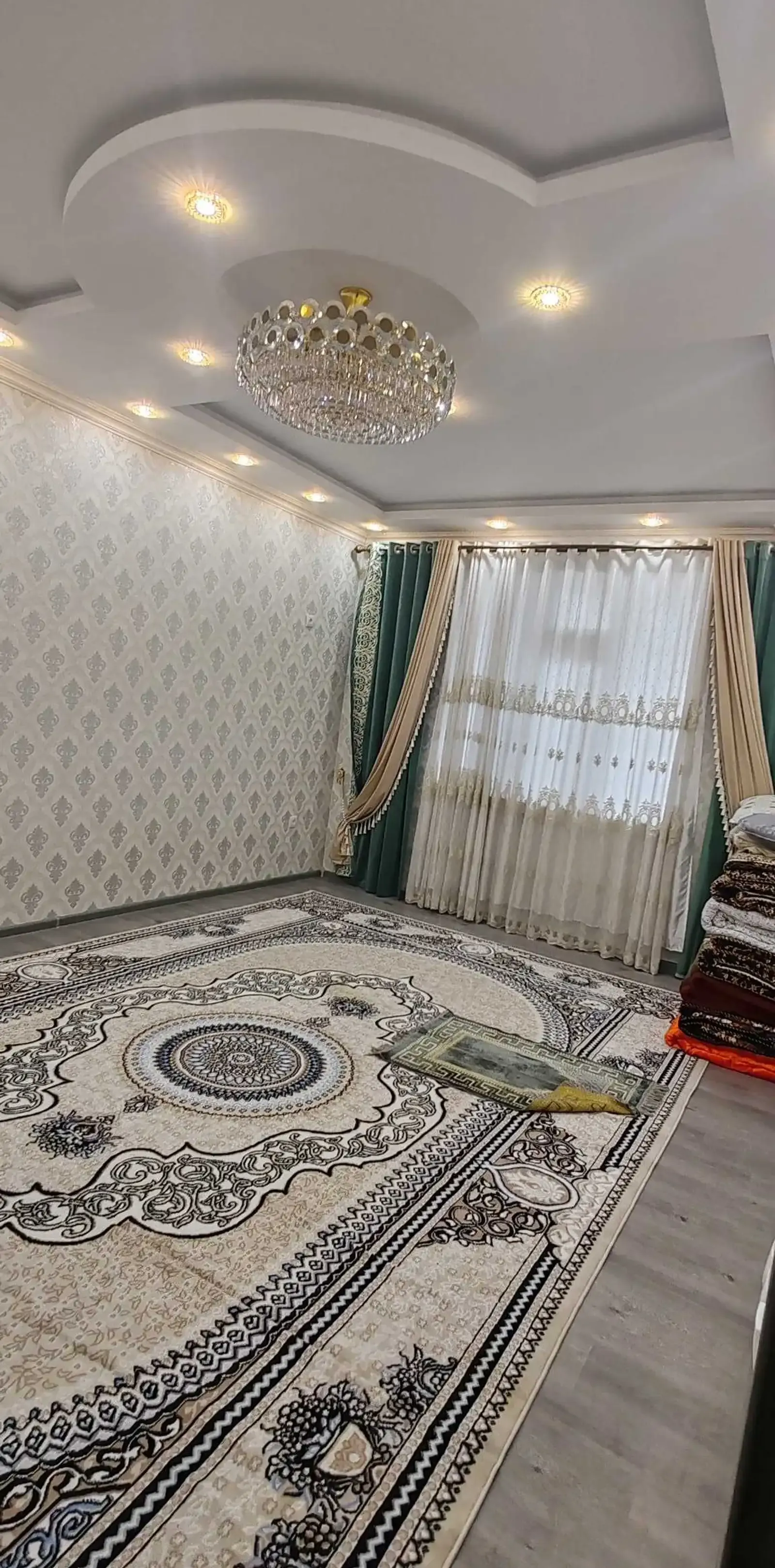 3-комн. квартира, 2 этаж, 90 м², Фирдавси — миниатюра 1