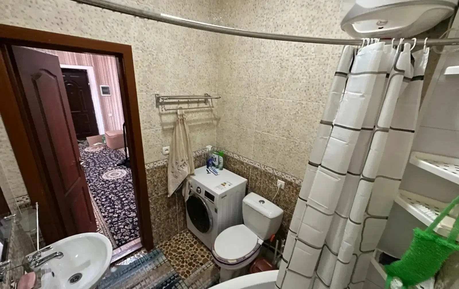 2-комн. квартира, 3 этаж, 70м², 19 Мкр — миниатюра 8