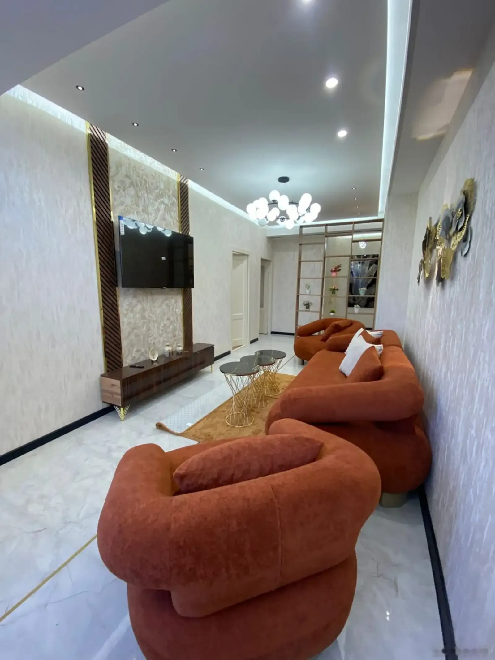 2-комн. квартира, 6 этаж, 93м², Аэропорт