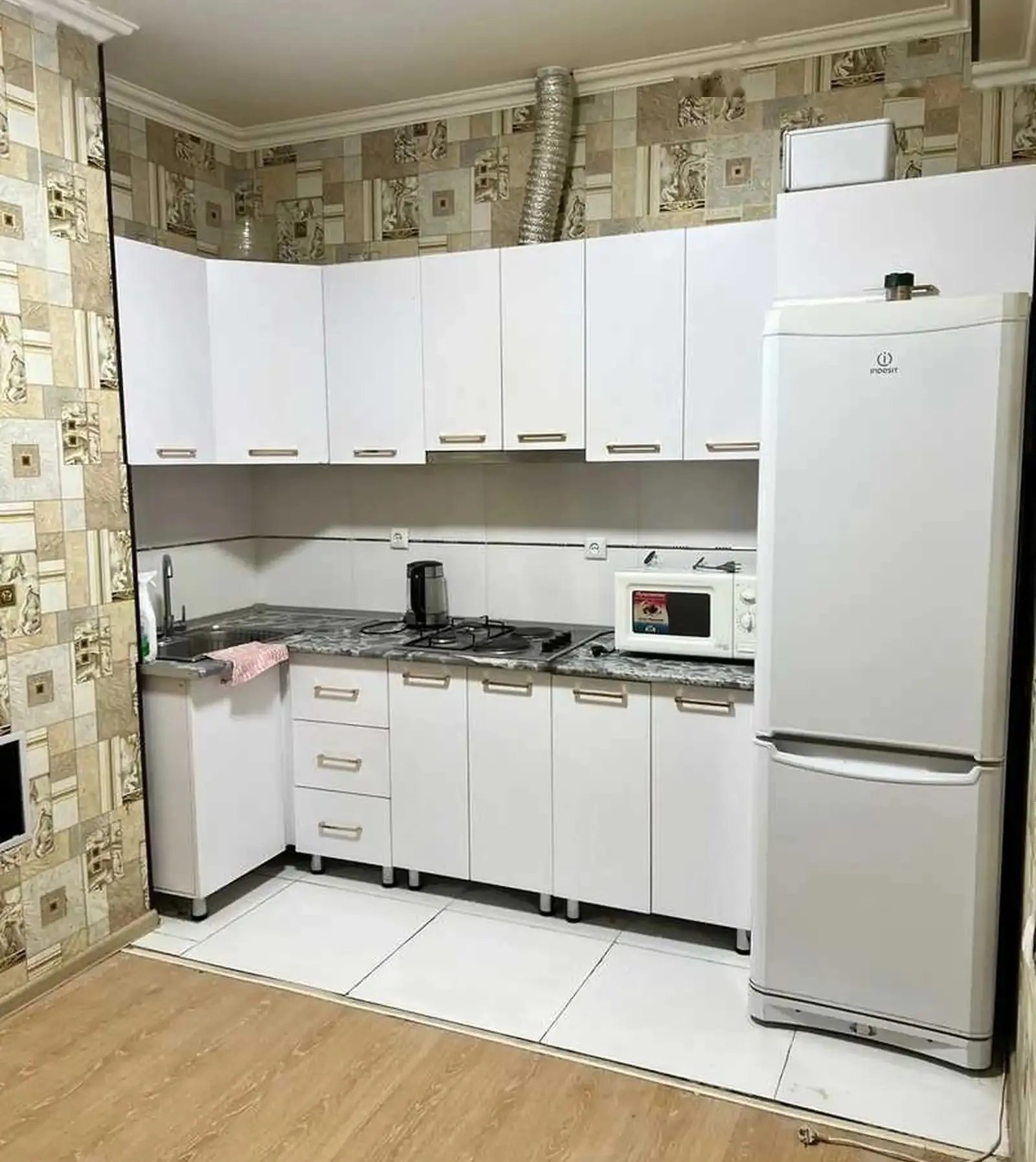 3-комн. квартира, 14 этаж, 120м², Шохмансур — миниатюра 3