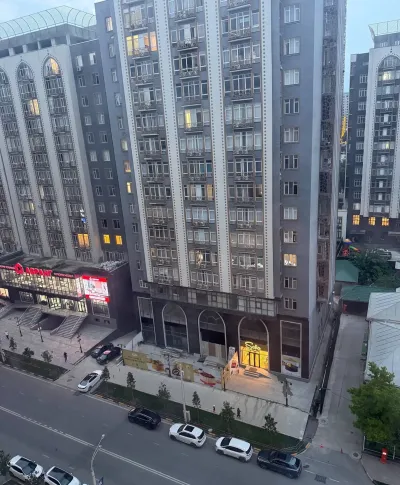 2-комн. квартира, 11 этаж, 93 м², Овир, Чоррохаи Овир — миниатюра 2