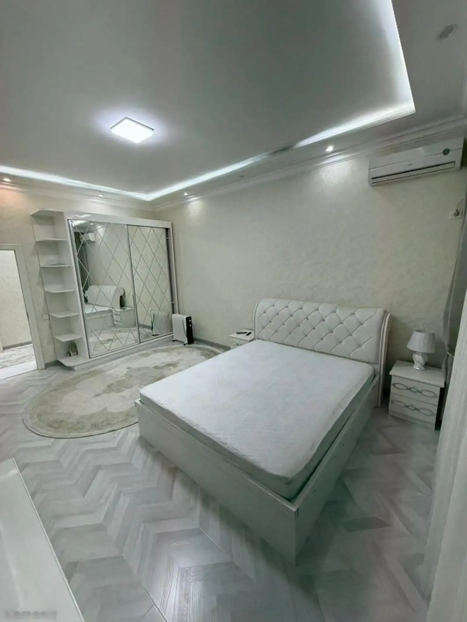 2-комн. квартира, 13 этаж, 100м², Опера и балет — миниатюра 1