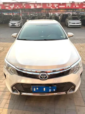 Toyota Camry, 2015