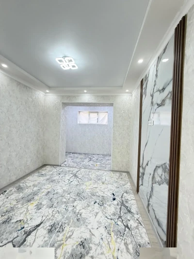 2-комн. квартира, Цокольный этаж, 68 м², 8 мкр — миниатюра 9