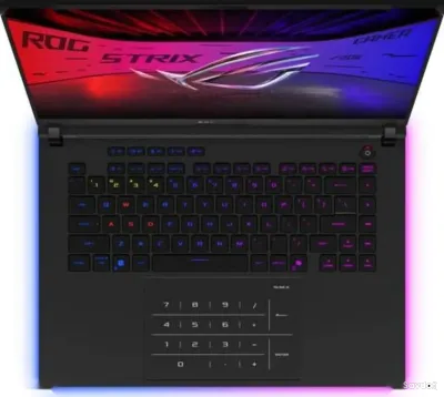Игровой ноутбук ASUS Rog Strix SCAR