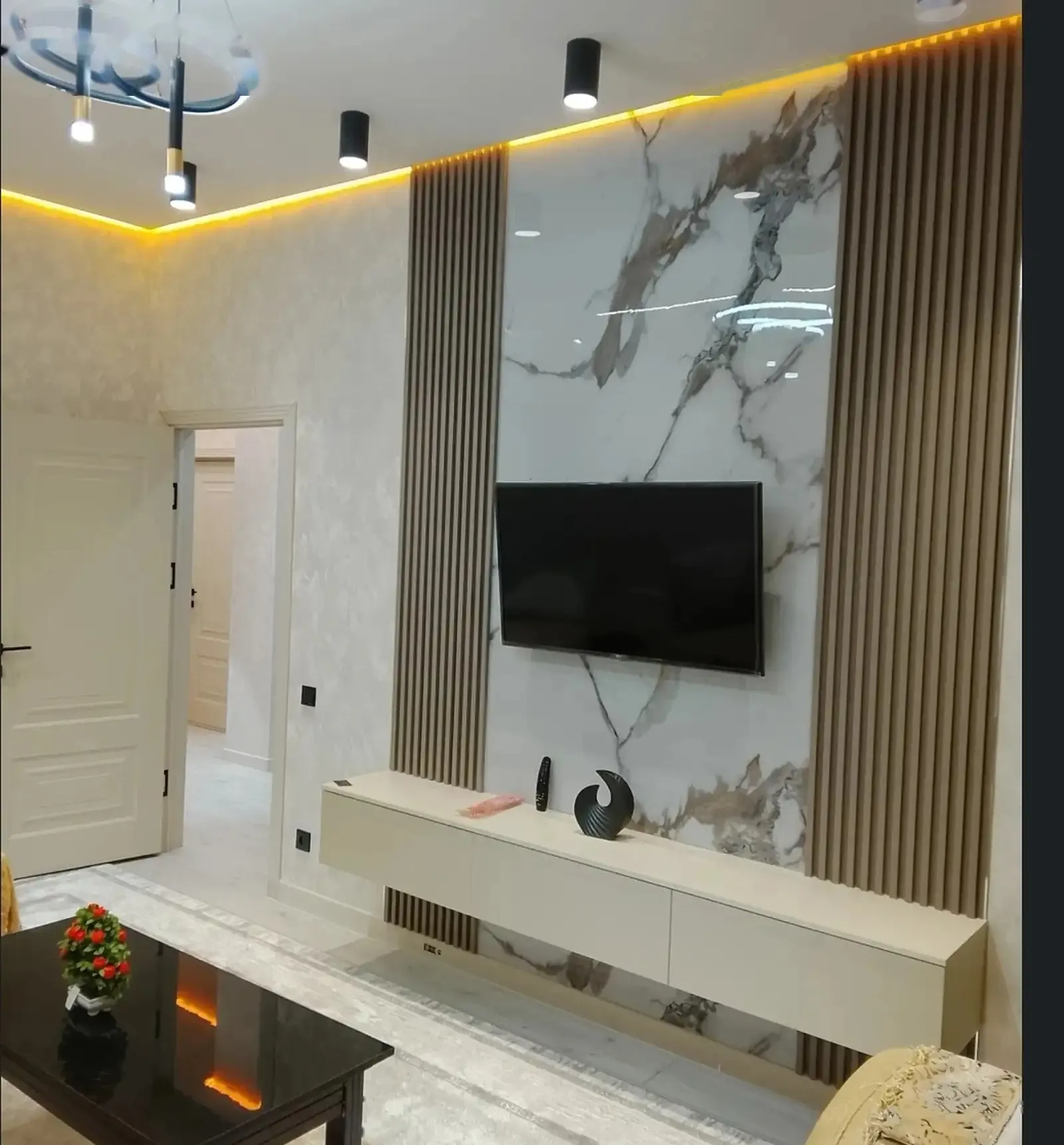2-комн. квартира, 3 этаж, 55м², 20 Мкр — миниатюра 6