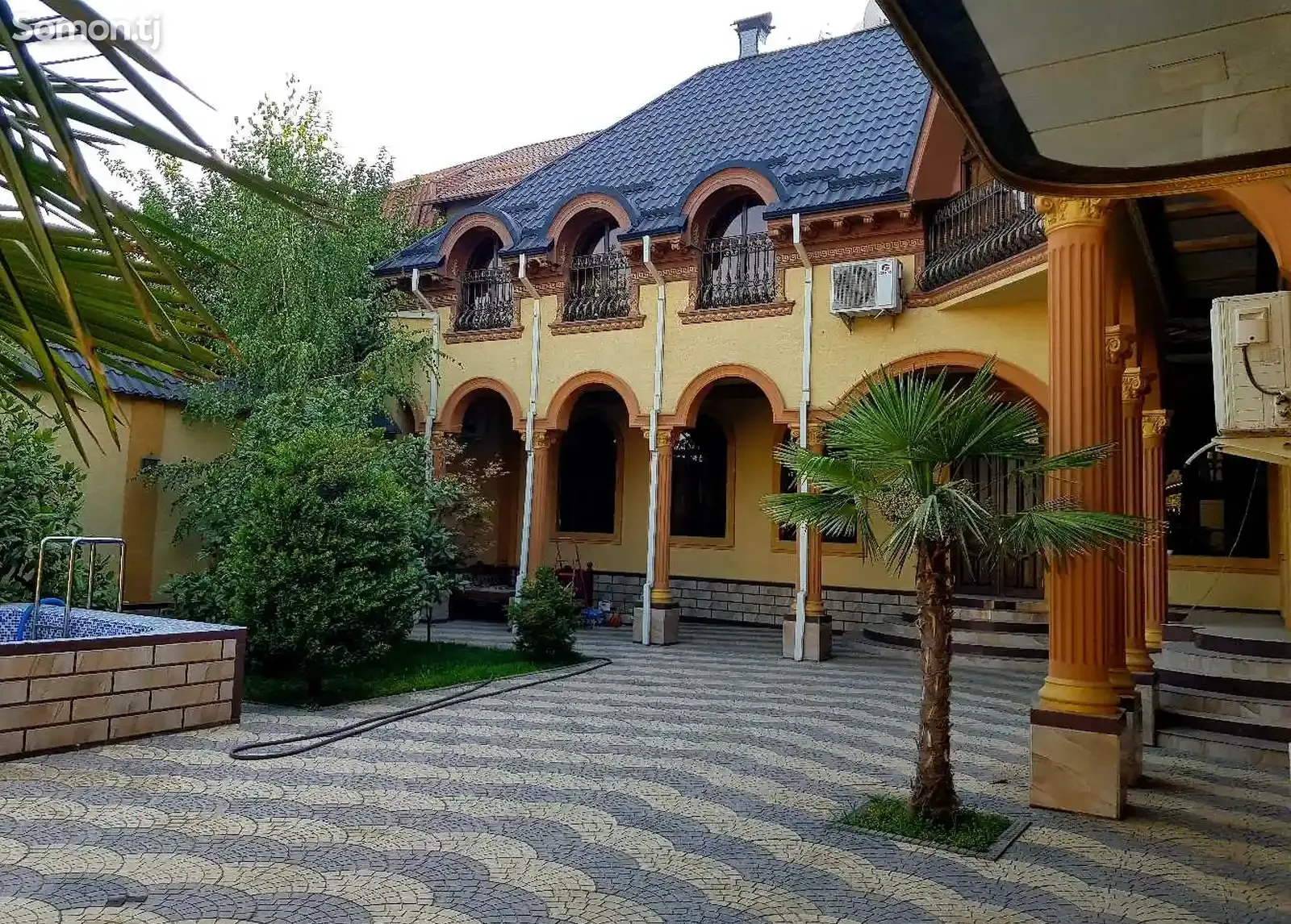 2-этажный, 10 комнатный дом, 800 м², Сомони